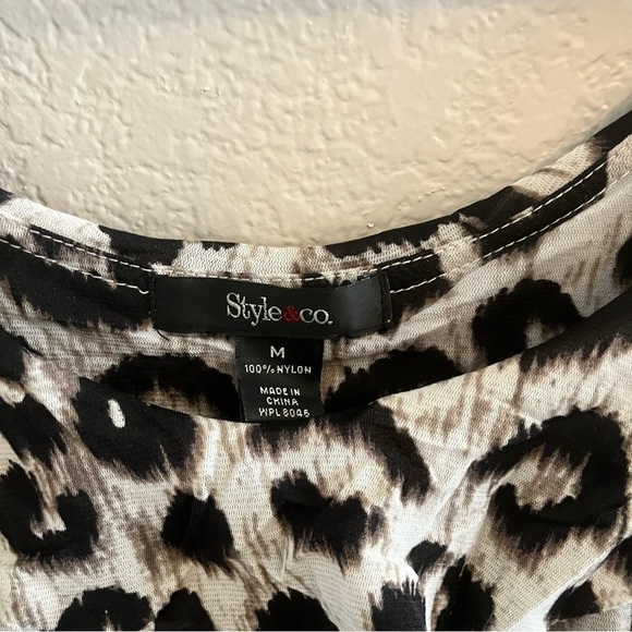 Tiered animal print dress - Picture 4 of 4